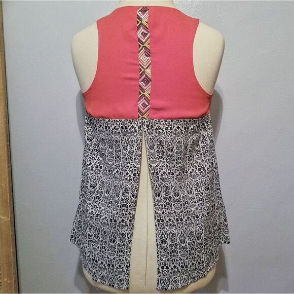 THML Embroidered Tank - Picture 5 of 13